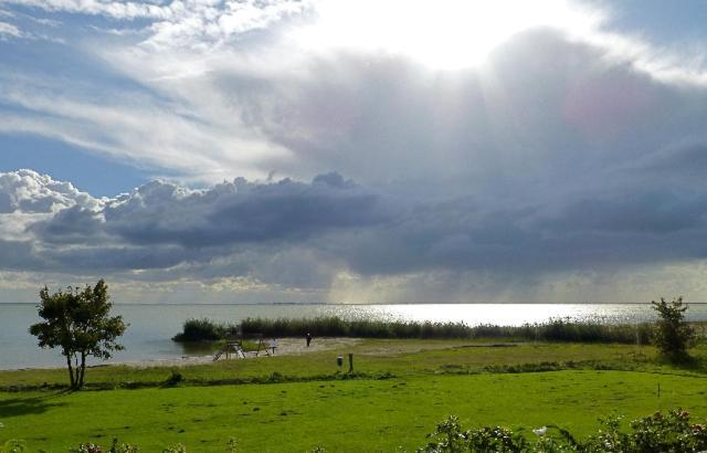 De Patrijs Villa Oudemirdum Buitenkant foto