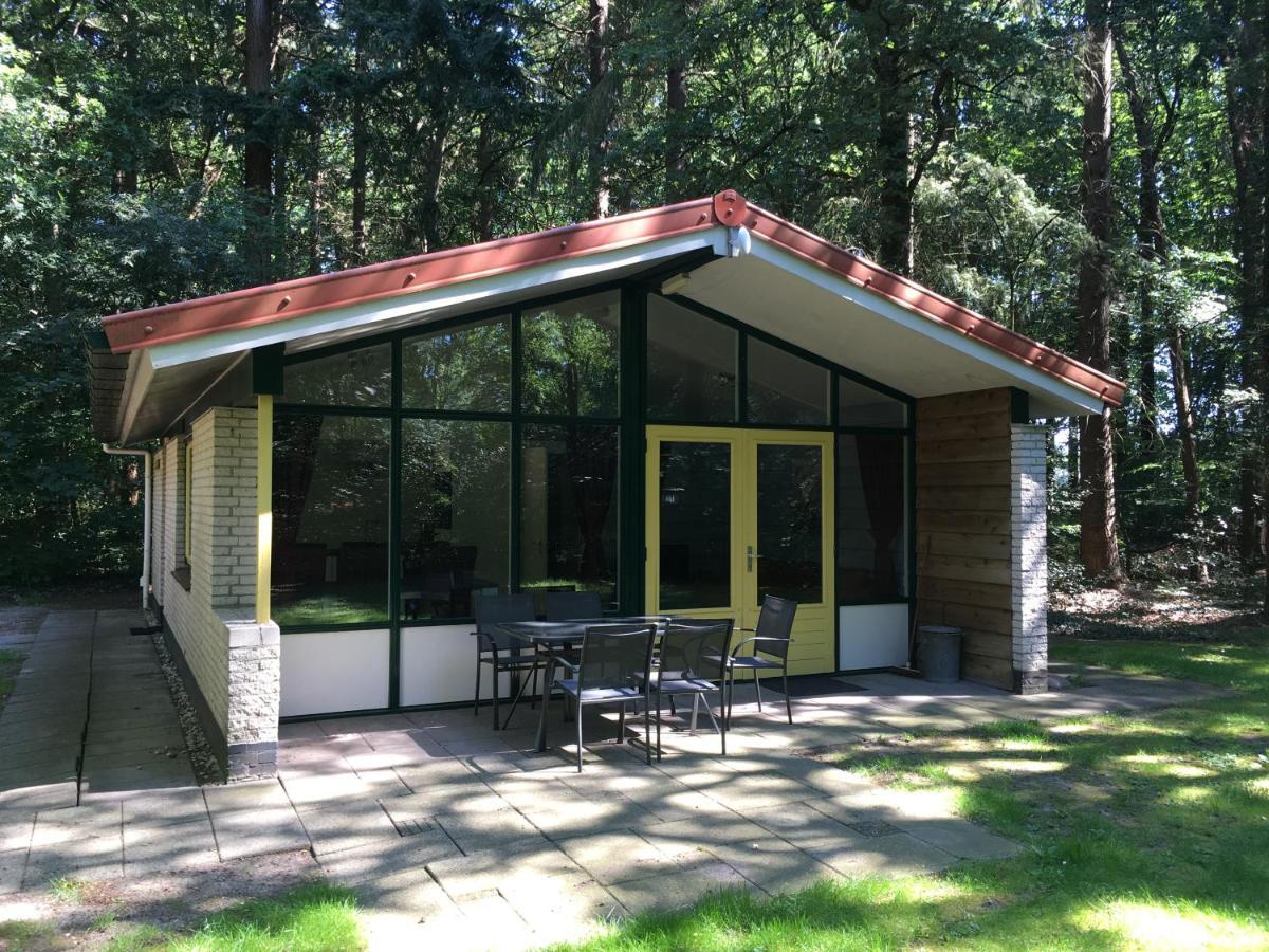 De Patrijs Villa Oudemirdum Buitenkant foto